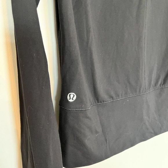 Lululemon Run: Warm Up‎ Crew Pullover Sweater Zipper Back Black Size 6? Athletic - Picture 4 of 10
